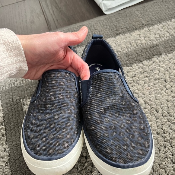 Blue navy sperry’s crest tg slip-on sneakers size 7 - Picture 3 of 5